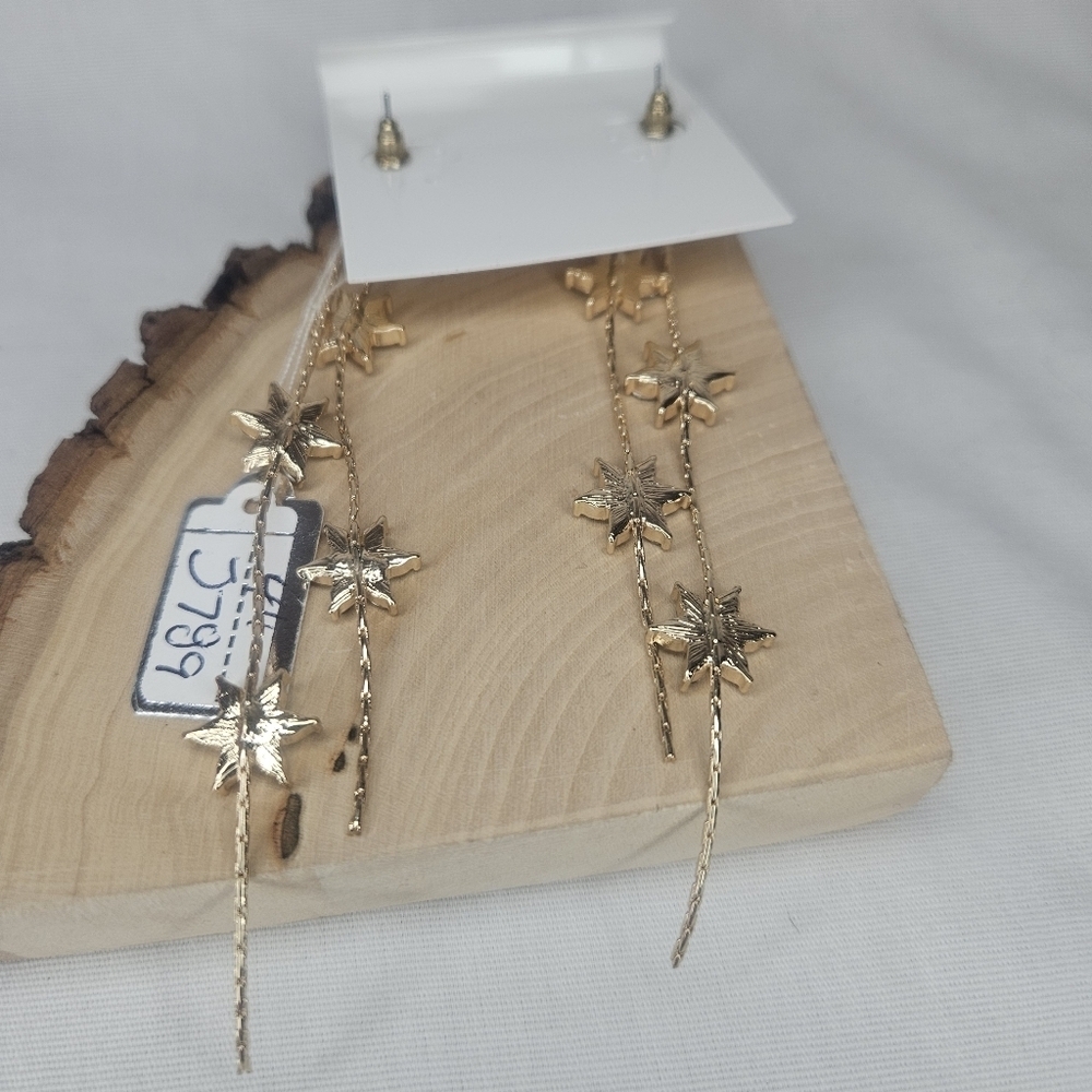 Hannah Accents Gold Tone Long Dangle Rhinestone Stars 4" NWT Celestial Earrings - Picture 5 of 6